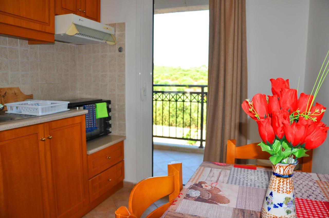 Lagos Studios & Apartments Palekastro Bagian luar foto