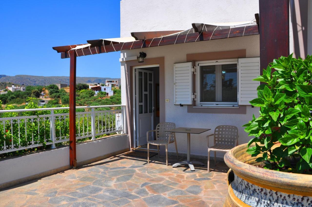 Lagos Studios & Apartments Palekastro Bagian luar foto