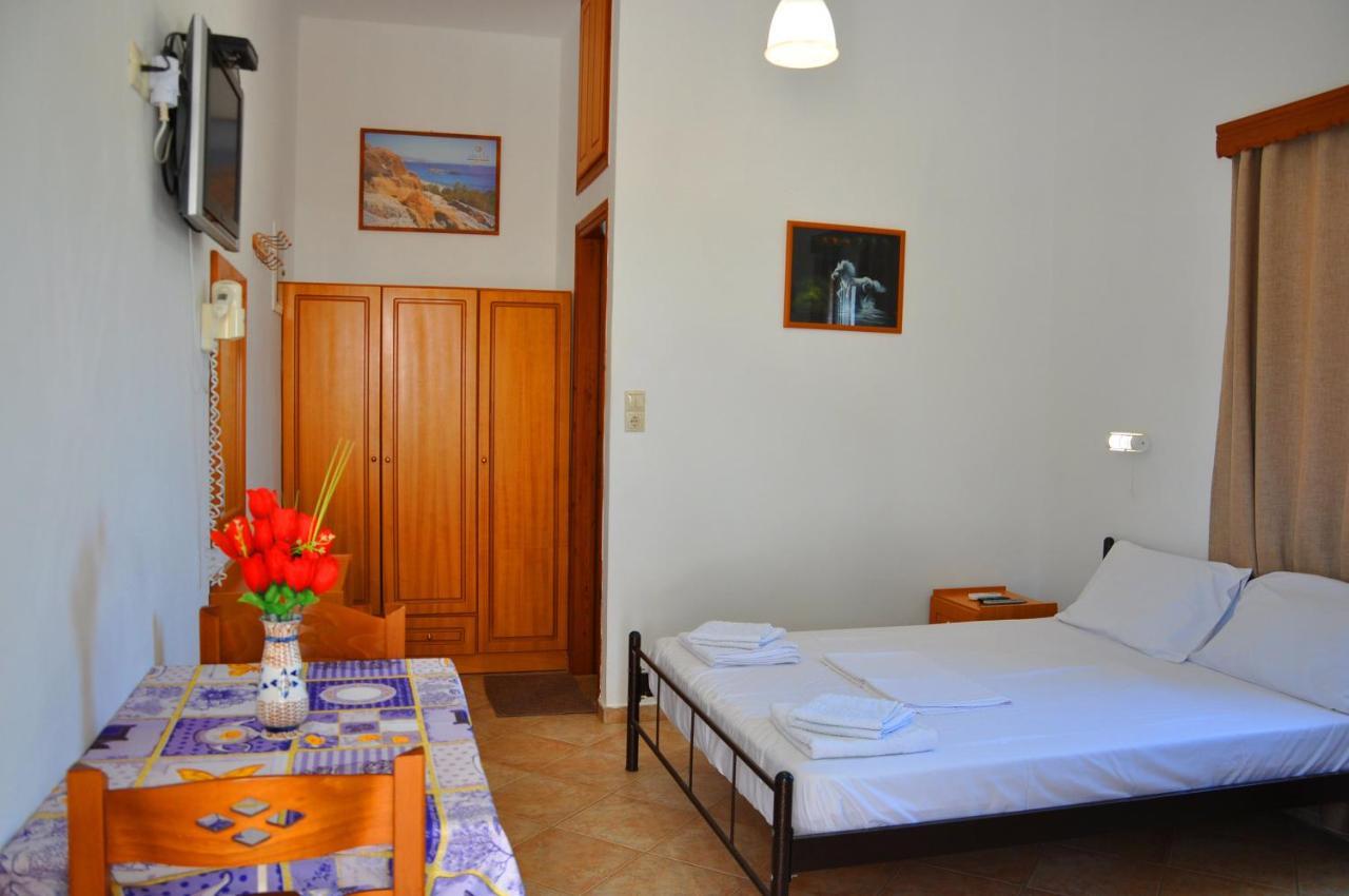 Lagos Studios & Apartments Palekastro Bagian luar foto